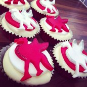 LFC Cupcakes. Licky Lips Cakes liverpool