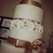 Wedding Cake Floral 3 Licky Lips Cakes Liverpool