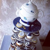 Vintage teapot wedding cake and cupcakes  - licky lips cakes liverpool 2