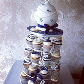 vintage china teapot wedding cupcakes  - licky lips cakes liverpool